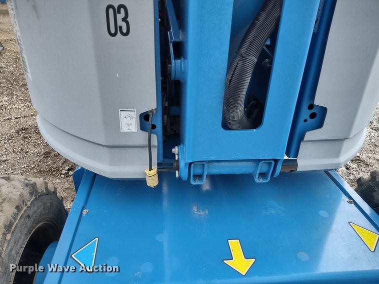 image for item DR8206 2017 Genie Z34/22  boom lift