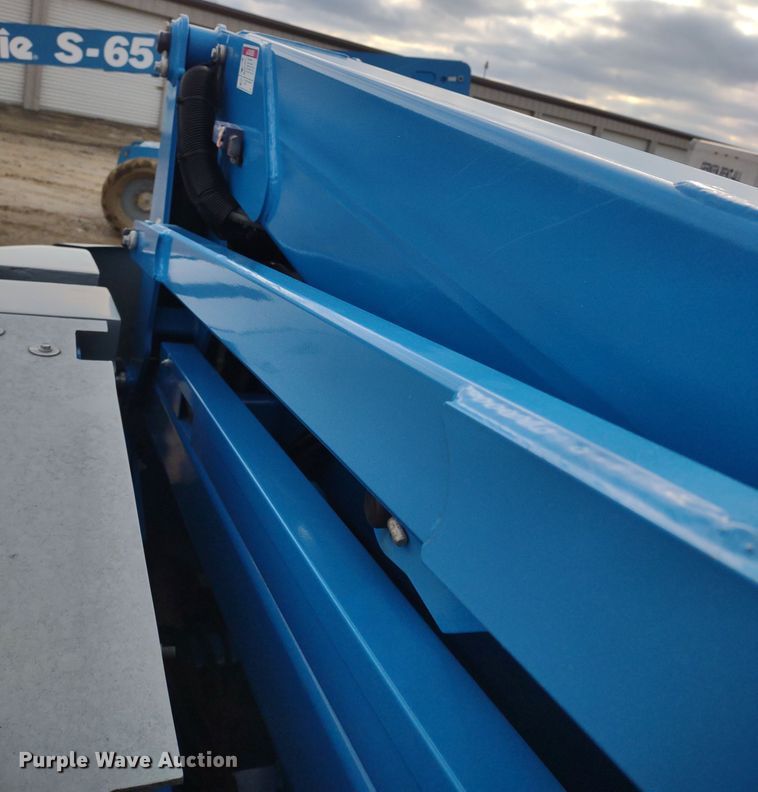 image for item DR8206 2017 Genie Z34/22  boom lift