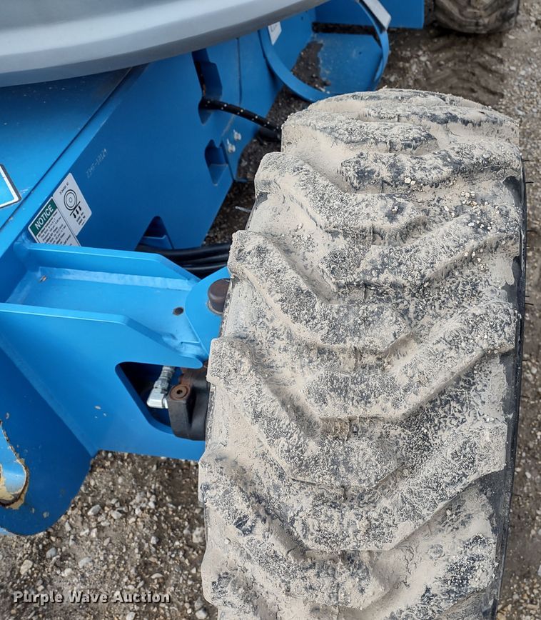 image for item DR8206 2017 Genie Z34/22  boom lift