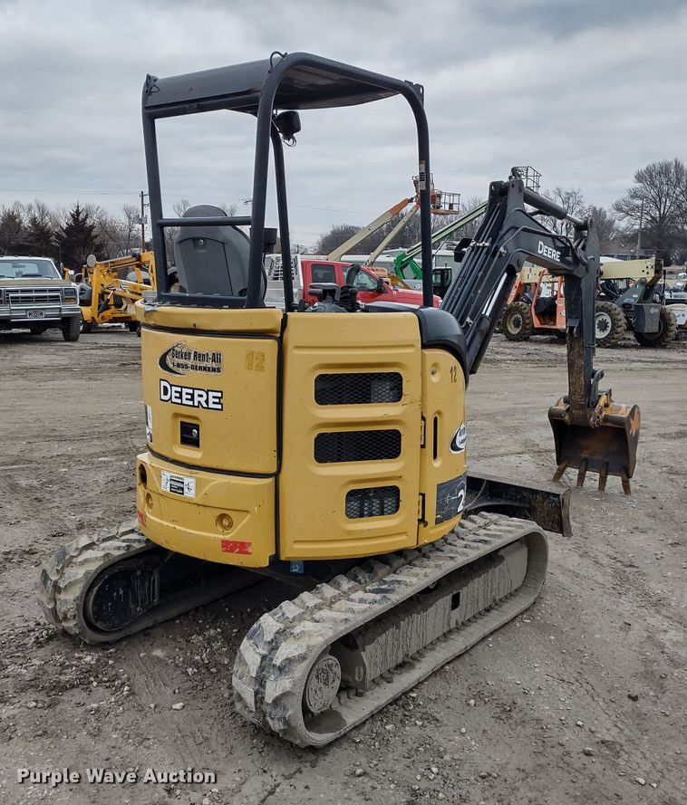 image for item DR8207 2016 John Deere 26G  mini excavator