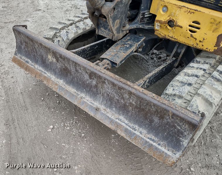 image for item DR8207 2016 John Deere 26G  mini excavator