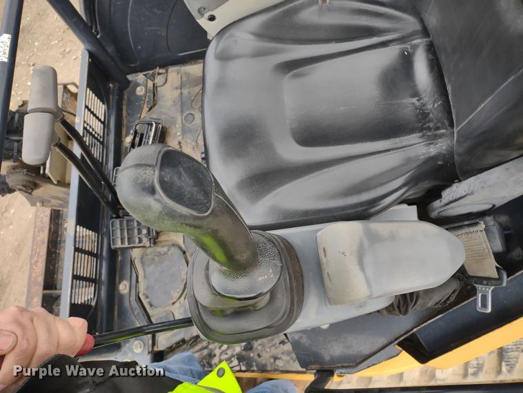 image for item DR8207 2016 John Deere 26G  mini excavator