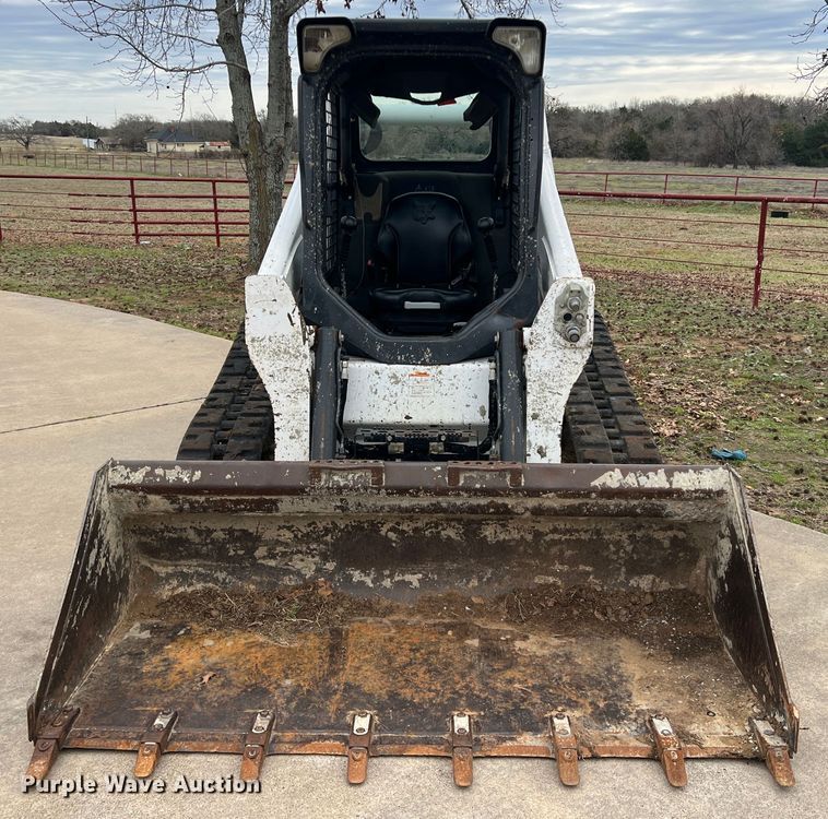 image for item DS2779 2018 Bobcat T650  tracked skid steer loader
