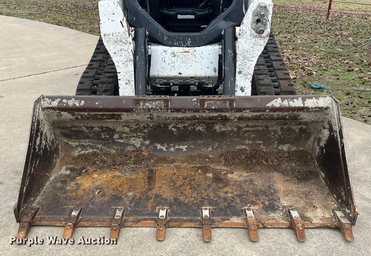 image for item DS2779 2018 Bobcat T650  tracked skid steer loader