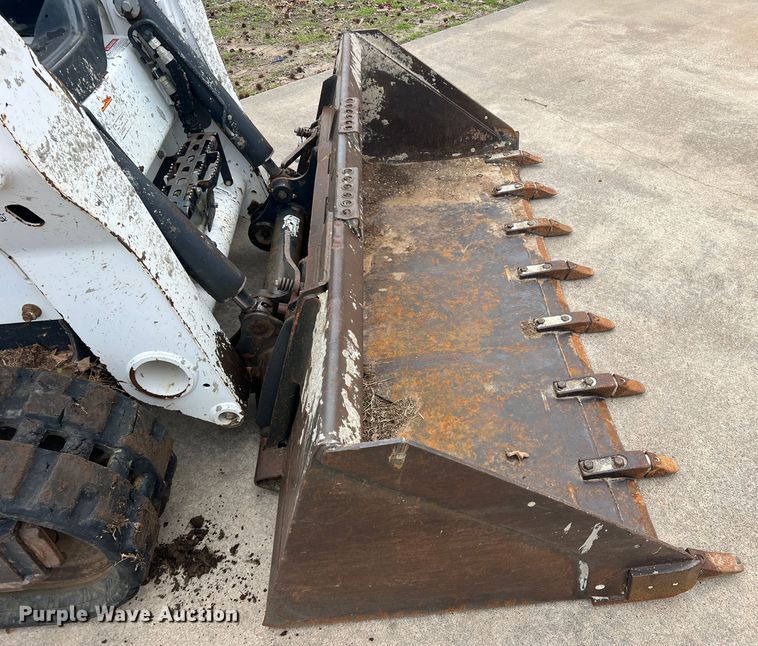 image for item DS2779 2018 Bobcat T650  tracked skid steer loader