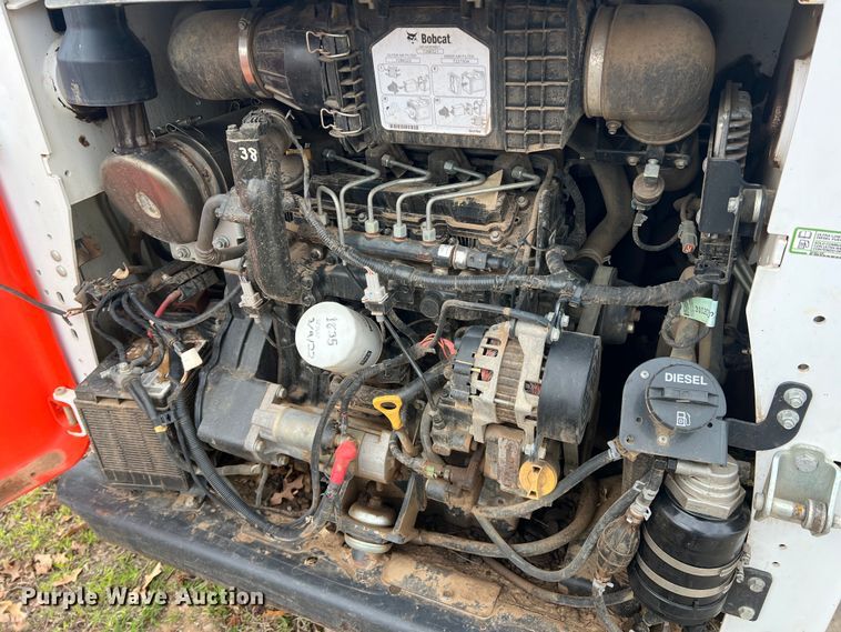 image for item DS2779 2018 Bobcat T650  tracked skid steer loader