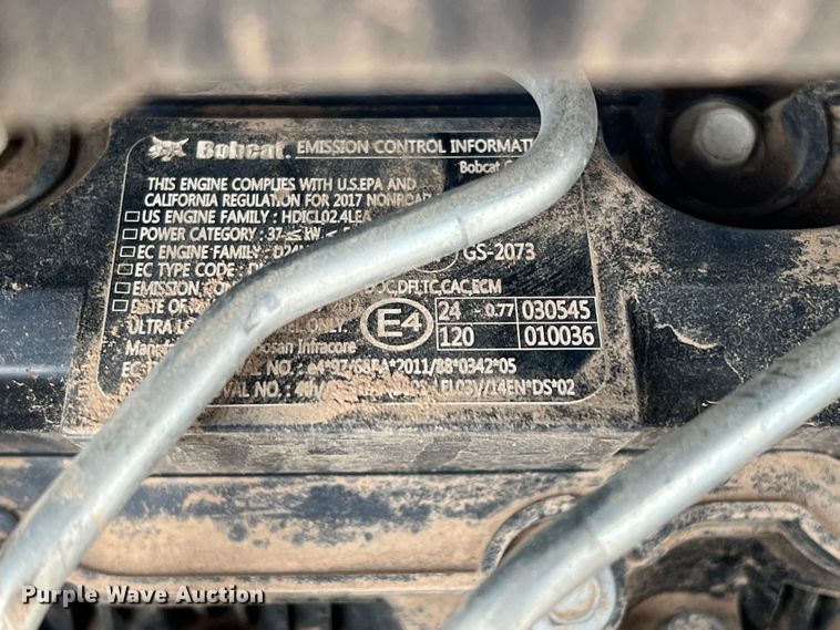 image for item DS2779 2018 Bobcat T650  tracked skid steer loader