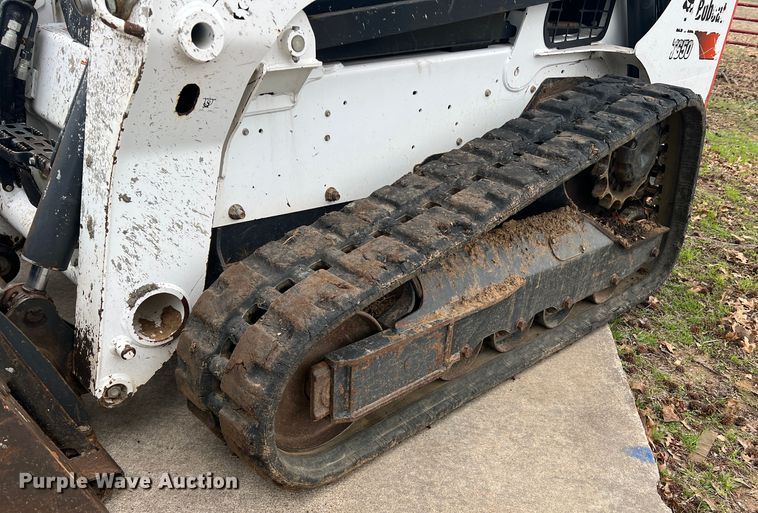 image for item DS2779 2018 Bobcat T650  tracked skid steer loader