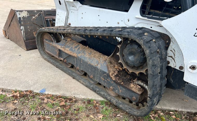 image for item DS2779 2018 Bobcat T650  tracked skid steer loader