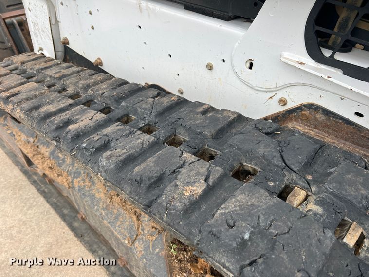 image for item DS2779 2018 Bobcat T650  tracked skid steer loader