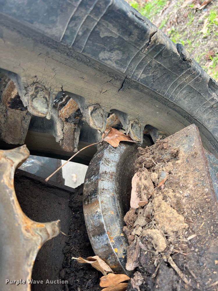 image for item DS2779 2018 Bobcat T650  tracked skid steer loader