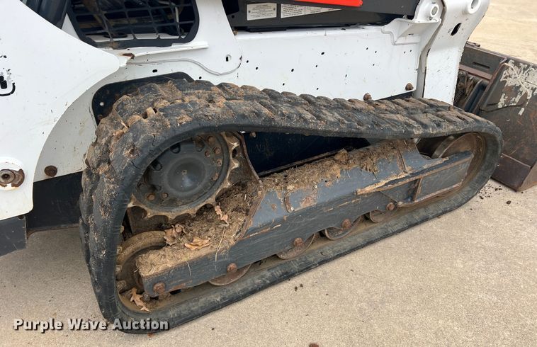 image for item DS2779 2018 Bobcat T650  tracked skid steer loader