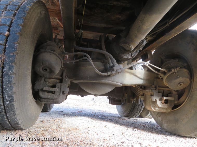 image for item FB9825 1979 Mack DM606  dump truck