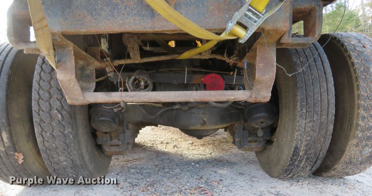 image for item FB9825 1979 Mack DM606  dump truck