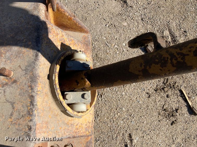 image for item HN9807 1993 Wacker BPU3345A  plate compactor