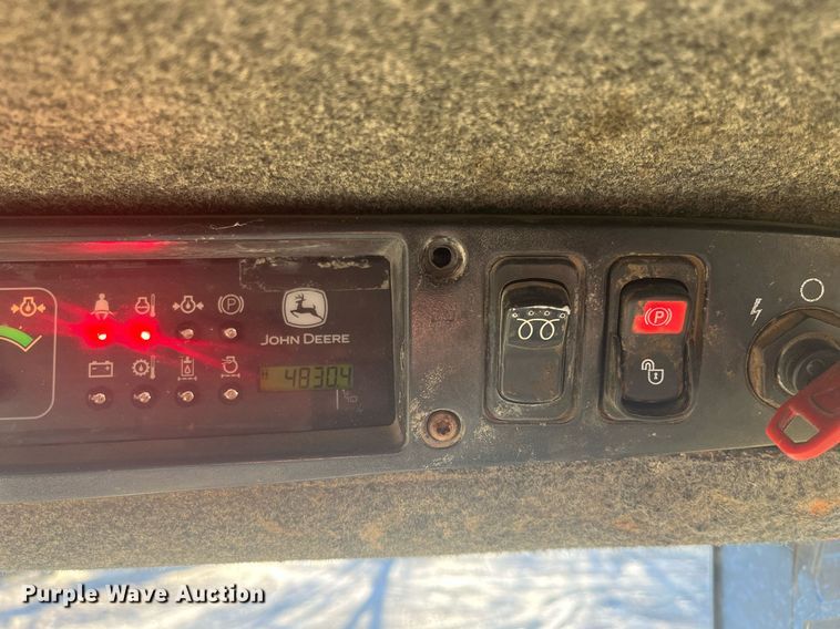 image for item HP9430 John Deere 270  skid steer loader