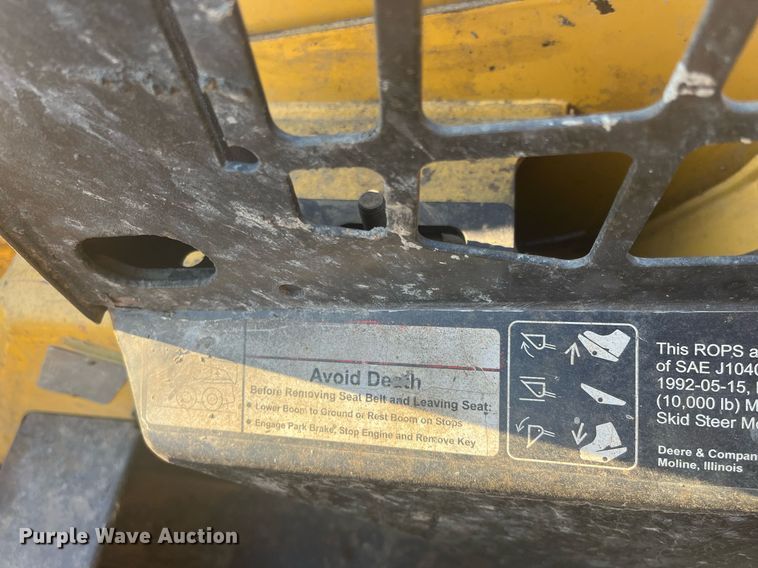 image for item HP9430 John Deere 270  skid steer loader