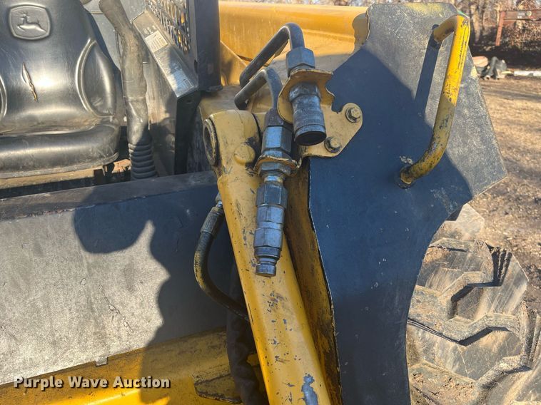 image for item HP9430 John Deere 270  skid steer loader