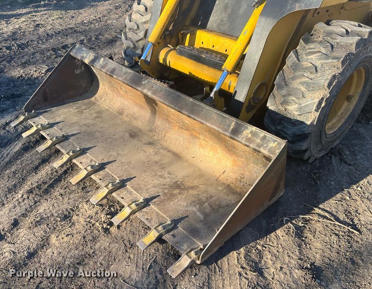 image for item HP9430 John Deere 270  skid steer loader