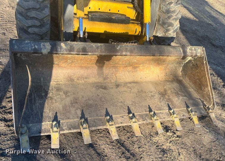 image for item HP9430 John Deere 270  skid steer loader