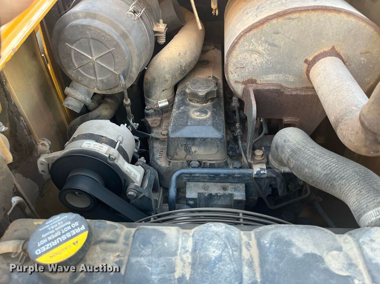 image for item HP9430 John Deere 270  skid steer loader