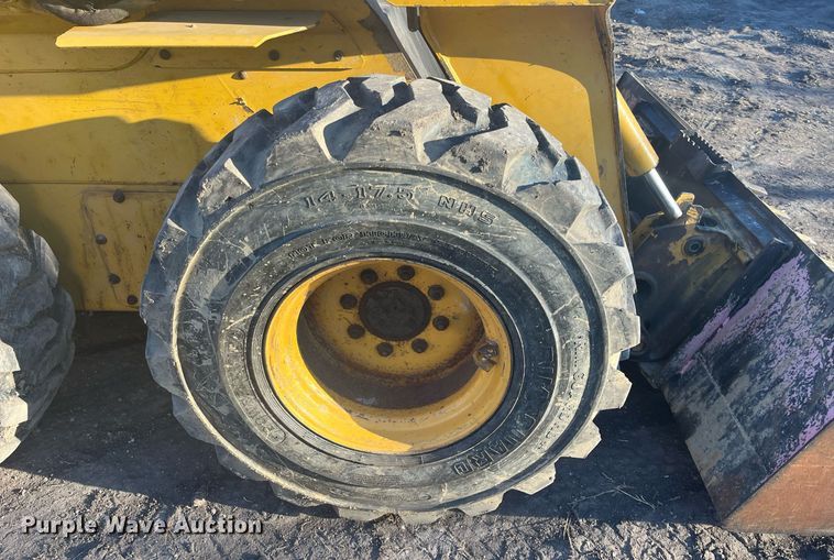 image for item HP9430 John Deere 270  skid steer loader