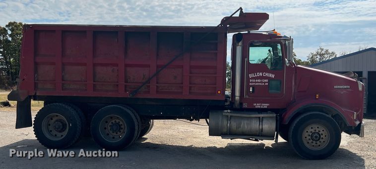 image for item HX9971 2005 Kenworth T800  dump truck