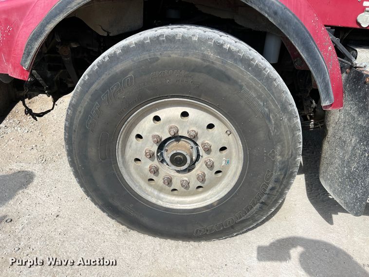 image for item HX9971 2005 Kenworth T800  dump truck