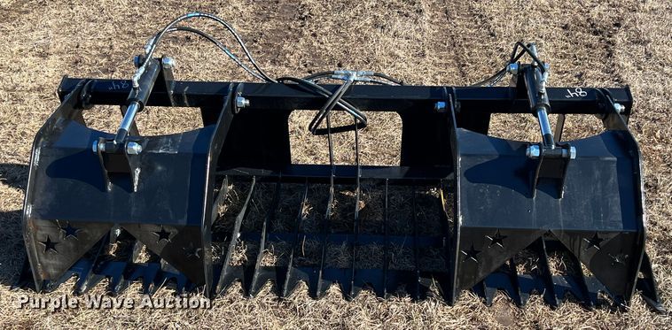 image for item ID9423 84" W skid steer grapple bucket