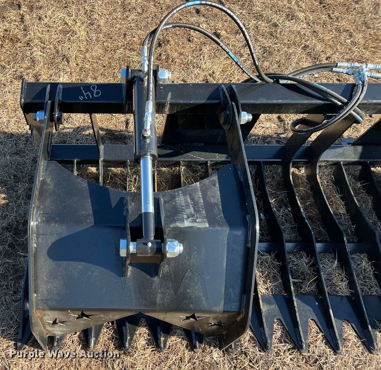 image for item ID9423 84" W skid steer grapple bucket