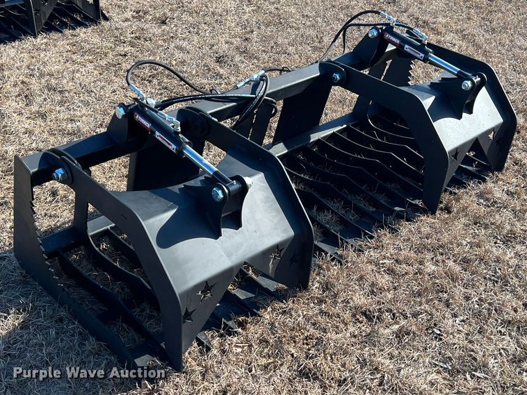 image for item ID9424 84" W skid steer grapple bucket