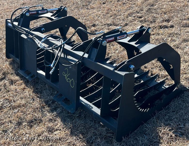 image for item ID9424 84" W skid steer grapple bucket