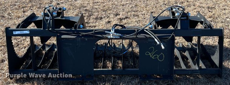 image for item ID9424 84" W skid steer grapple bucket