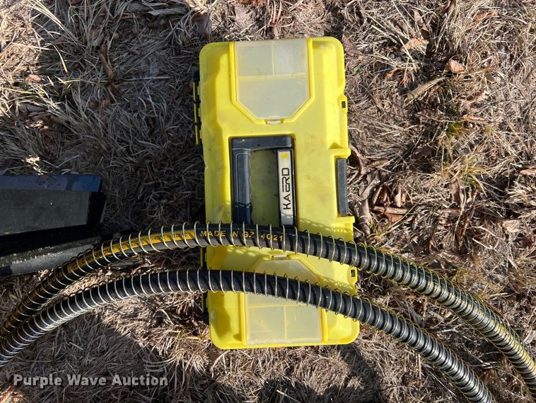 image for item ID9437 Agrotk 680  skid steer breaker