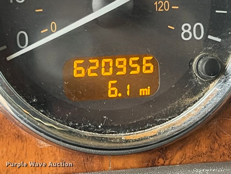 image for item ID9459 2007 Peterbilt 379  dump truck