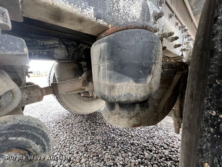 image for item ID9459 2007 Peterbilt 379  dump truck