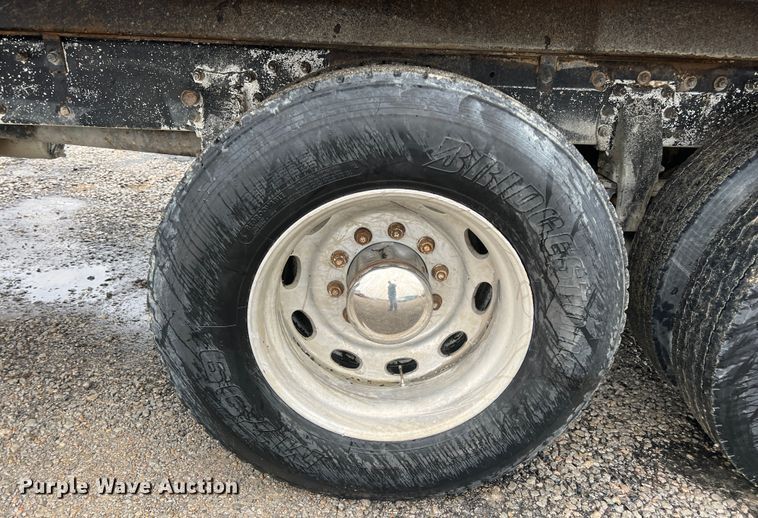 image for item ID9459 2007 Peterbilt 379  dump truck