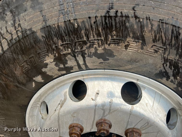 image for item ID9460 2007 Peterbilt 379  dump truck