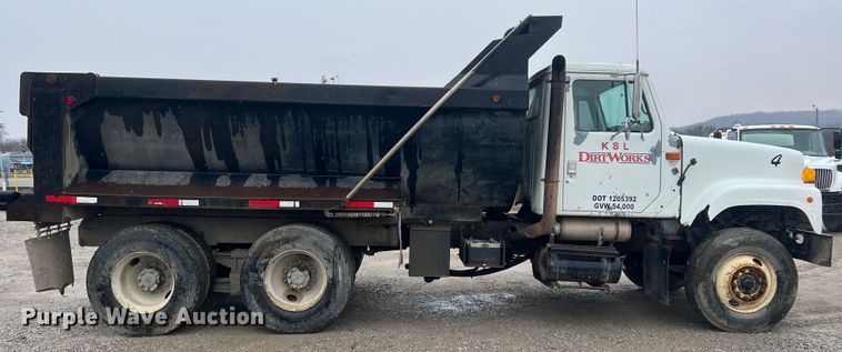 image for item ID9461 1996 International 2554  dump truck