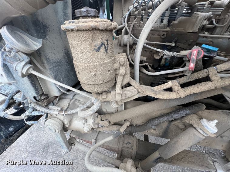 image for item ID9461 1996 International 2554  dump truck