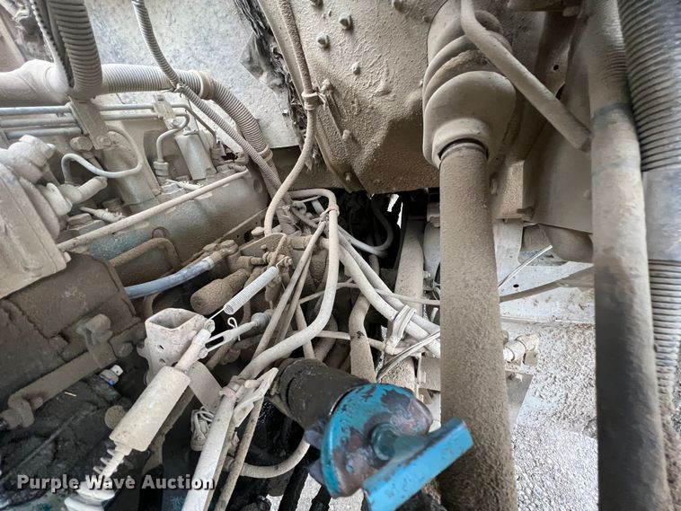 image for item ID9461 1996 International 2554  dump truck