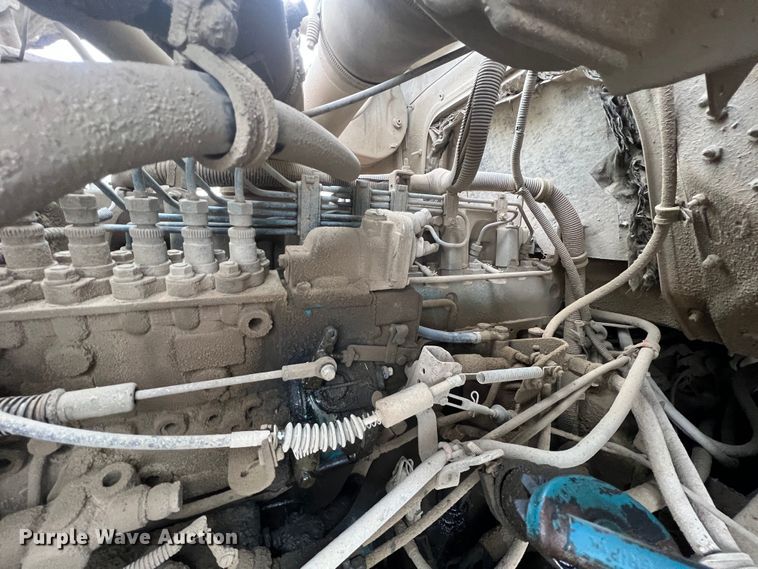 image for item ID9461 1996 International 2554  dump truck