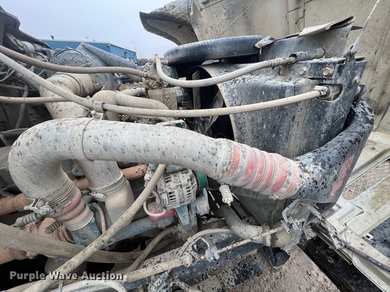 image for item ID9461 1996 International 2554  dump truck