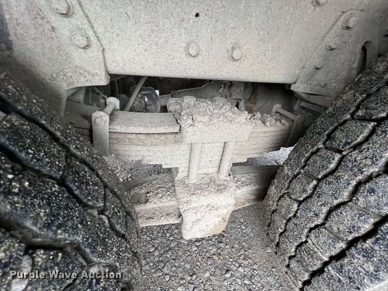 image for item ID9461 1996 International 2554  dump truck