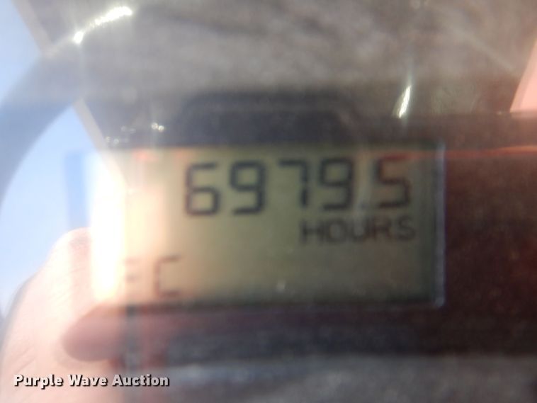 image for item IO9404 2001 Freightliner FL70  utility / service truck