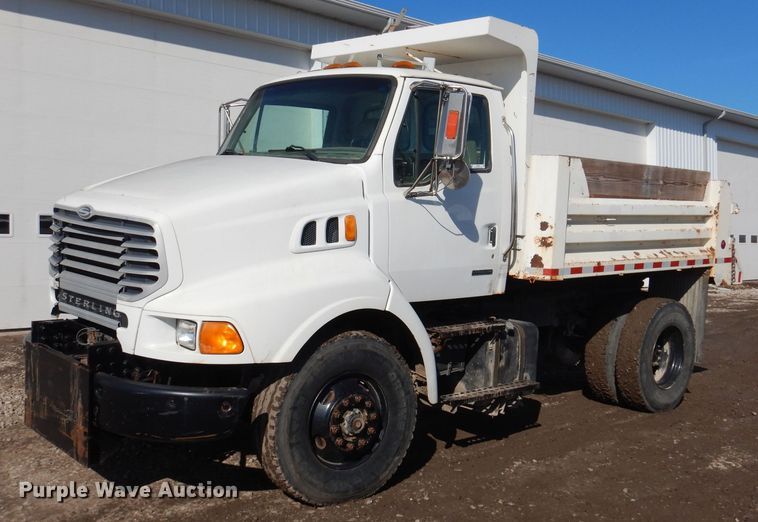 image for item IO9406 2002 Sterling L8500  dump truck