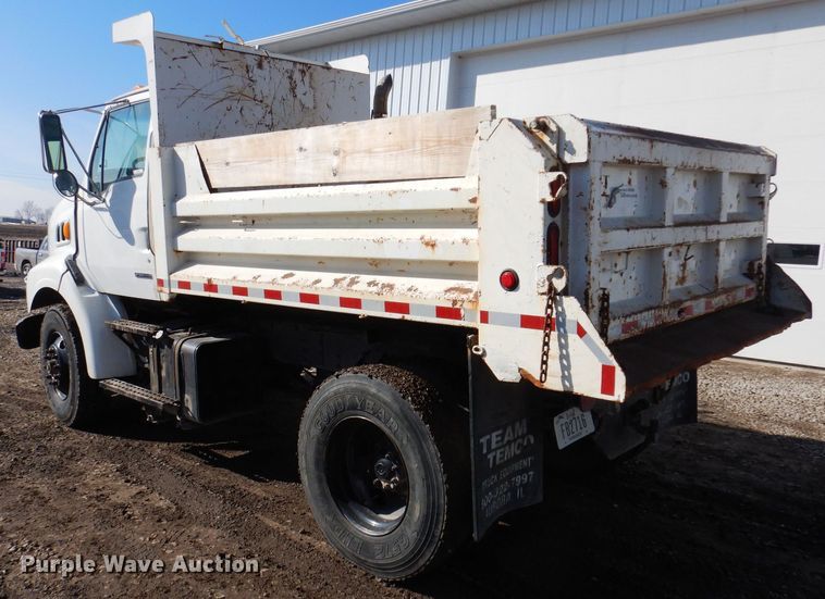 image for item IO9406 2002 Sterling L8500  dump truck