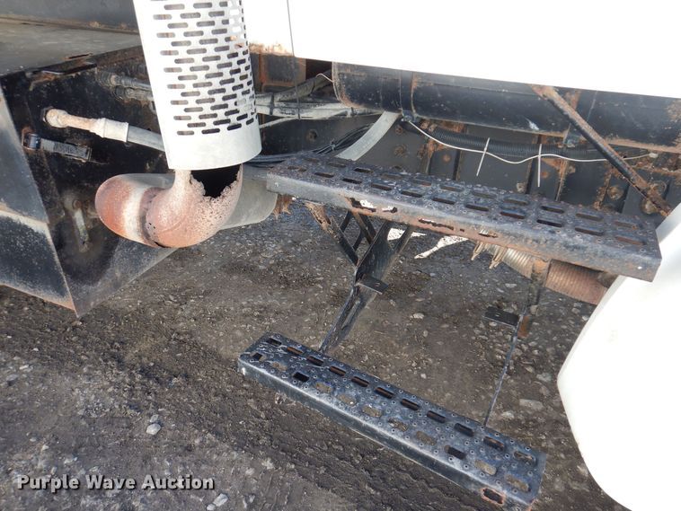 image for item IO9406 2002 Sterling L8500  dump truck