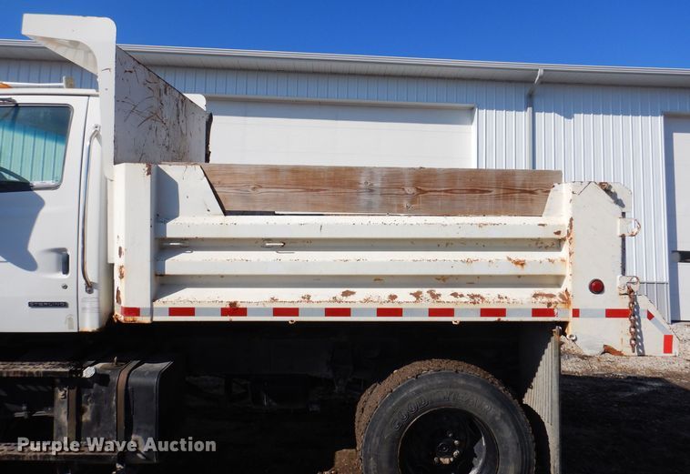 image for item IO9406 2002 Sterling L8500  dump truck