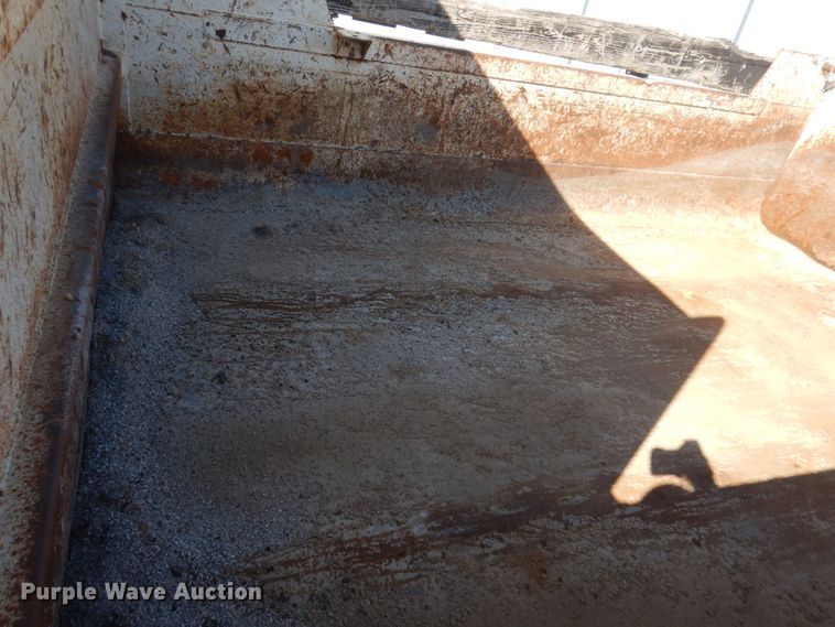 image for item IO9406 2002 Sterling L8500  dump truck